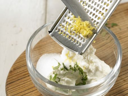 Gekühlte Erdbeersuppe Zubereitung Schritt 8 Gekühlte Erdbeersuppe Zubereitung Schritt 8
