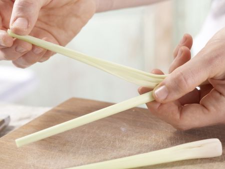 Gelbes Gemüse-Curry Zubereitung Schritt 2 Gelbes Gemüse-Curry Zubereitung Schritt 2