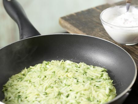 Gemüse-Rösti Zubereitung Schritt 5 Gemüse-Rösti Zubereitung Schritt 5