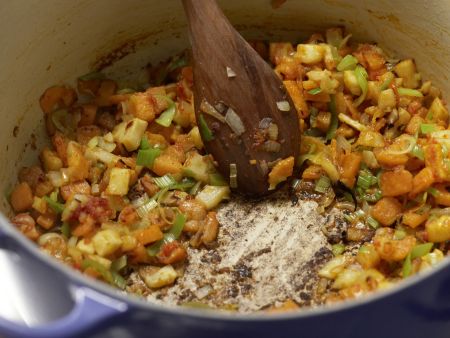 Gemüsesauce – besonders würzig Zubereitung Schritt 6 Gemüsesauce – besonders würzig Zubereitung Schritt 6