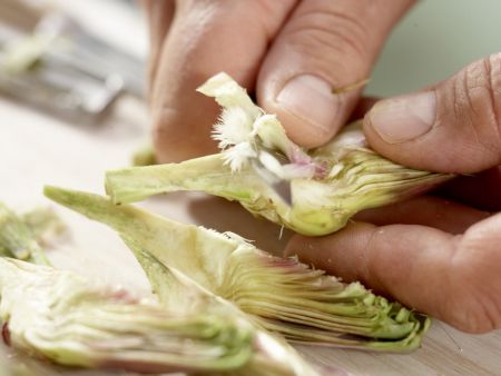 Geschmorte Artischocken Zubereitung Schritt 4 Geschmorte Artischocken Zubereitung Schritt 4