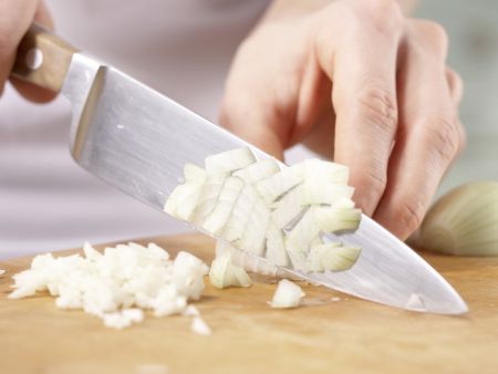 Geschmorte Wirsingrouladen Zubereitung Schritt 4 Geschmorte Wirsingrouladen Zubereitung Schritt 4