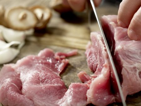 Geschmorter Fisch Shanghai Zubereitung Schritt 1 Geschmorter Fisch Shanghai Zubereitung Schritt 1
