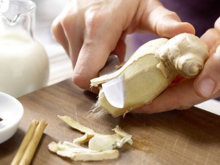 Gewürztee Zubereitung Schritt 1 Gewürztee Zubereitung Schritt 1