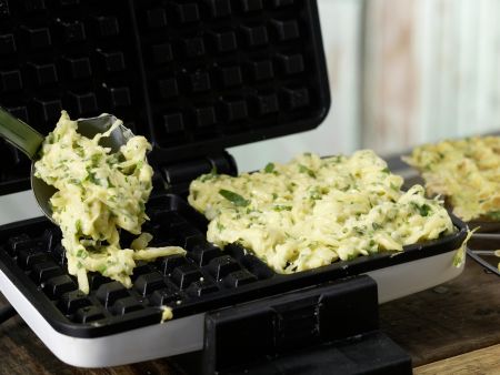 Glasierter Spargel mit Kartoffelwaffeln Zubereitung Schritt 7 Glasierter Spargel mit Kartoffelwaffeln Zubereitung Schritt 7