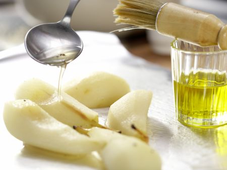 Gorgonzola-Birnen vom Grill Zubereitung Schritt 4 Gorgonzola-Birnen vom Grill Zubereitung Schritt 4