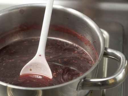 Granatapfel-Gelee Zubereitung Schritt 4 Granatapfel-Gelee Zubereitung Schritt 4