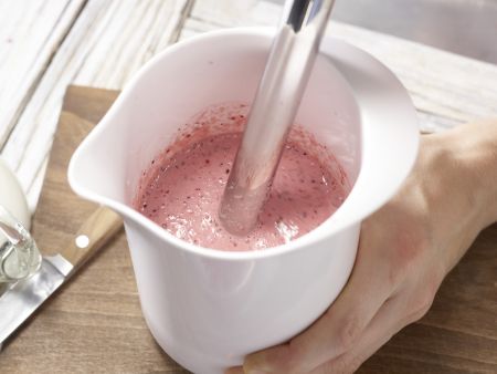 Granatapfel-Smoothie Zubereitung Schritt 2 Granatapfel-Smoothie Zubereitung Schritt 2