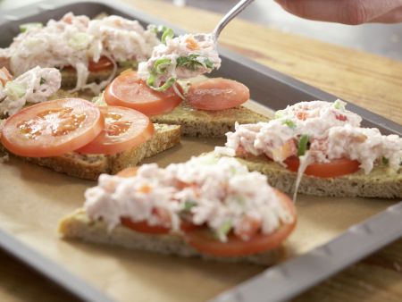Gratinierte Bratwurstbrote Zubereitung Schritt 7 Gratinierte Bratwurstbrote Zubereitung Schritt 7