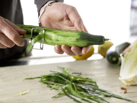 Griechische Gemüsepfanne Zubereitung Schritt 1 Griechische Gemüsepfanne Zubereitung Schritt 1