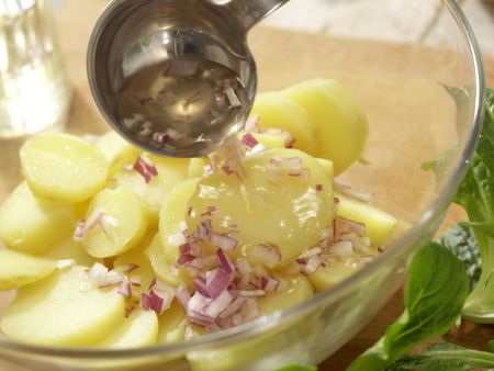 Grüner Kartoffelsalat Zubereitung Schritt 3 Grüner Kartoffelsalat Zubereitung Schritt 3