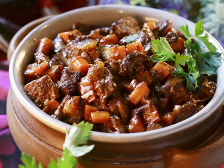 Gulasch auf ungarische Art Gulasch auf ungarische Art