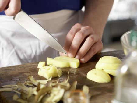 Gulaschsuppe – smarter Zubereitung Schritt 10 Gulaschsuppe – smarter Zubereitung Schritt 10