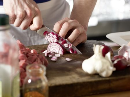 Gulaschsuppe – smarter Zubereitung Schritt 3 Gulaschsuppe – smarter Zubereitung Schritt 3