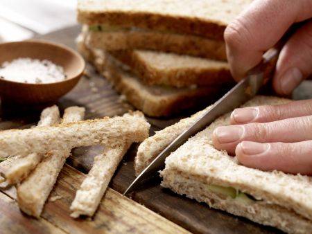 Gurken-Sandwiches Zubereitung Schritt 9 Gurken-Sandwiches Zubereitung Schritt 9