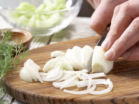 Gurkengemüse mit Schinken Zubereitung Schritt 3 Gurkengemüse mit Schinken Zubereitung Schritt 3