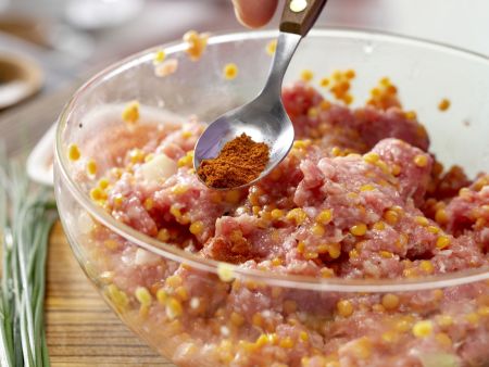 Hackfleisch-Linsen-Bällchen Zubereitung Schritt 4 Hackfleisch-Linsen-Bällchen Zubereitung Schritt 4
