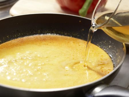 Hähnchen-Erdnuss-Curry Zubereitung Schritt 3 Hähnchen-Erdnuss-Curry Zubereitung Schritt 3