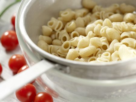 Hähnchen-Nudelsalat Zubereitung Schritt 4 Hähnchen-Nudelsalat Zubereitung Schritt 4