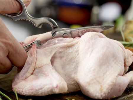 Hähnchen unter Ziegelsteinen Zubereitung Schritt 1 Hähnchen unter Ziegelsteinen Zubereitung Schritt 1