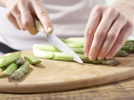 Hähnchenbrust mit Spargel Zubereitung Schritt 3 Hähnchenbrust mit Spargel Zubereitung Schritt 3