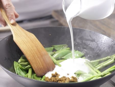 Hähnchen-Curry auf Weizen Zubereitung Schritt 8 Hähnchen-Curry auf Weizen Zubereitung Schritt 8