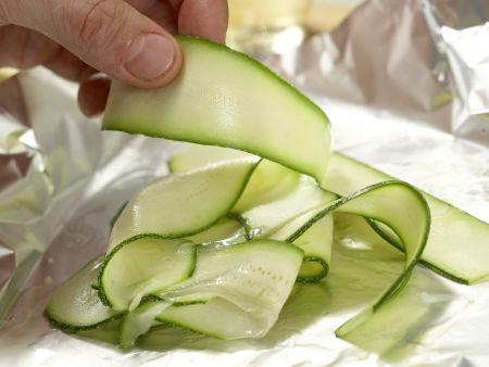 Hähnchenfilet aus der Folie Zubereitung Schritt 5 Hähnchenfilet aus der Folie Zubereitung Schritt 5