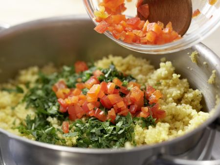 Hähnchenspieße mit Couscous Zubereitung Schritt 11 Hähnchenspieße mit Couscous Zubereitung Schritt 11