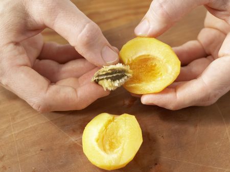 Haferbrei mit Aprikose Zubereitung Schritt 2 Haferbrei mit Aprikose Zubereitung Schritt 2