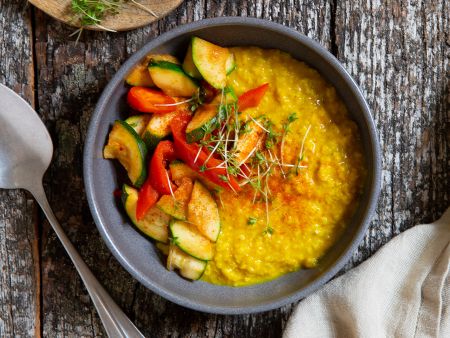 Haferbrei mit gegartem Gemüse