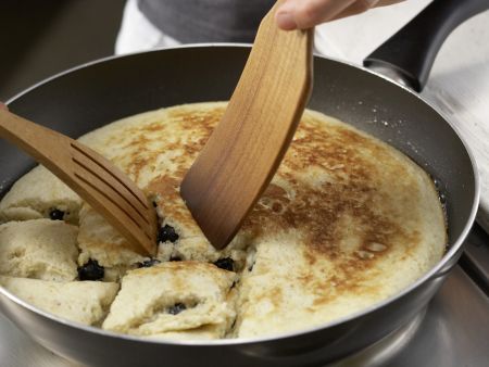 Haferflocken-Kaiserschmarrn Zubereitung Schritt 7 Haferflocken-Kaiserschmarrn Zubereitung Schritt 7