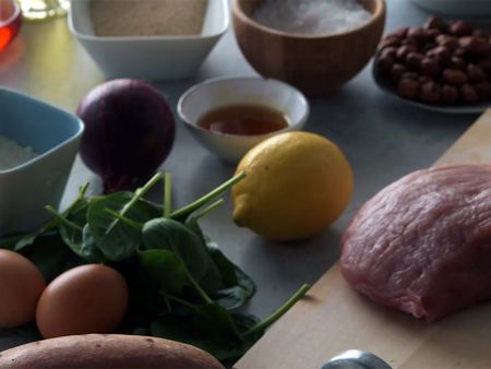 Schritt für Schritt zum Haselnuss-Schnitzel