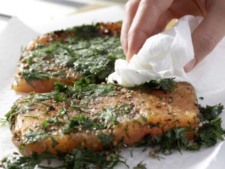 Hausgebeizter Lachs Zubereitung Schritt 10 Hausgebeizter Lachs Zubereitung Schritt 10