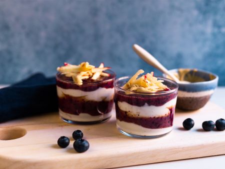 Heidelbeer-Cashew-Quark