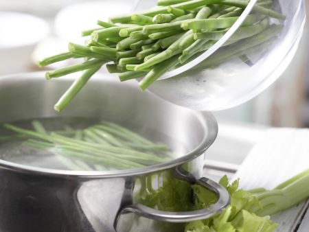 Herings-Bohnen-Salat Zubereitung Schritt 1 Herings-Bohnen-Salat Zubereitung Schritt 1