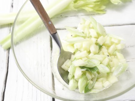 Herings-Bohnen-Salat Zubereitung Schritt 4 Herings-Bohnen-Salat Zubereitung Schritt 4