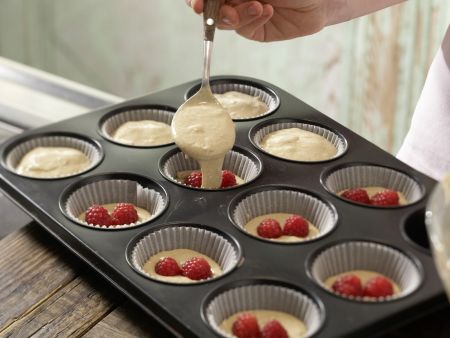 Himbeer-Muffins Zubereitung Schritt 3 Himbeer-Muffins Zubereitung Schritt 3
