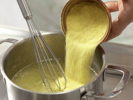 Himbeerkuchen vom Blech Zubereitung Schritt 1 Himbeerkuchen vom Blech Zubereitung Schritt 1
