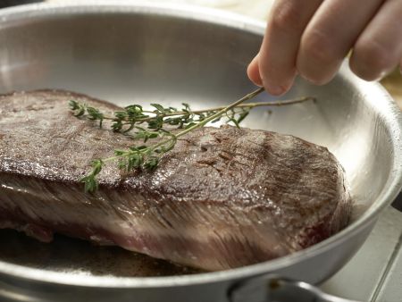 Hirschrücken auf Gemüse-Risotto Zubereitung Schritt 3 Hirschrücken auf Gemüse-Risotto Zubereitung Schritt 3