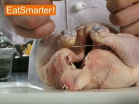 Wie Sie ein ganzes Hähnchen gekonnt in Form binden