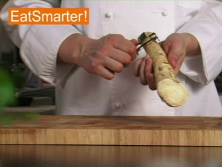 Meerrettich ganz einfach frisch reiben