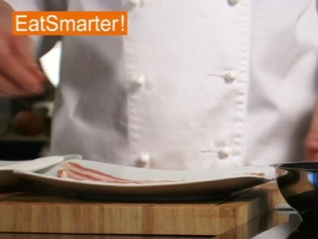 Wie Sie Speckscheiben perfekt knusprig braten