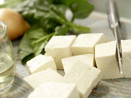 Indischer Käse auf Kokos-Spinat Zubereitung Schritt 5 Indischer Käse auf Kokos-Spinat Zubereitung Schritt 5
