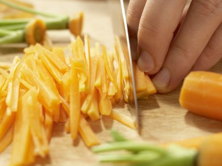 Indischer Möhrensalat Zubereitung Schritt 2 Indischer Möhrensalat Zubereitung Schritt 2