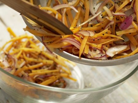 Indischer Möhrensalat Zubereitung Schritt 6 Indischer Möhrensalat Zubereitung Schritt 6
