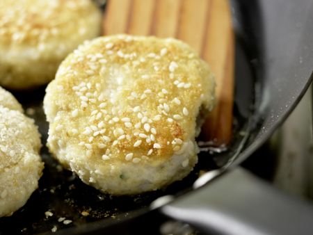 Japanische Seelachsfrikadellen Zubereitung Schritt 8 Japanische Seelachsfrikadellen Zubereitung Schritt 8
