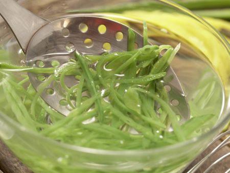 Japanischer Nudelsalat Zubereitung Schritt 6 Japanischer Nudelsalat Zubereitung Schritt 6