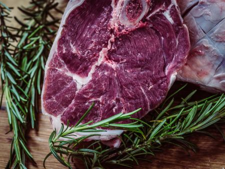 Ist rotes Fleisch doch nicht ungesund?