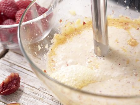Joghurt-Nektarinen-Eis Zubereitung Schritt 3 Joghurt-Nektarinen-Eis Zubereitung Schritt 3