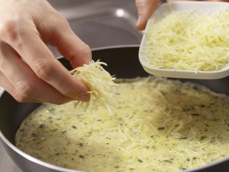 Käse-Omelett auf Vollkornbrot Zubereitung Schritt 4 Käse-Omelett auf Vollkornbrot Zubereitung Schritt 4